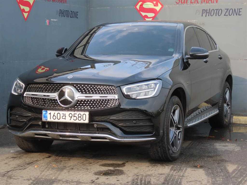 벤츠 GLC 클래스 GLC 300 e 4MATIC 쿠페 사진 2/20