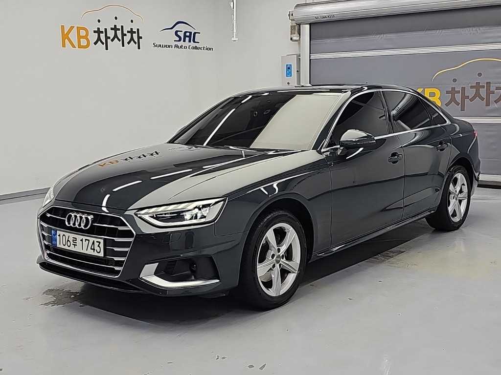 아우디 A4 40 TFSI 사진