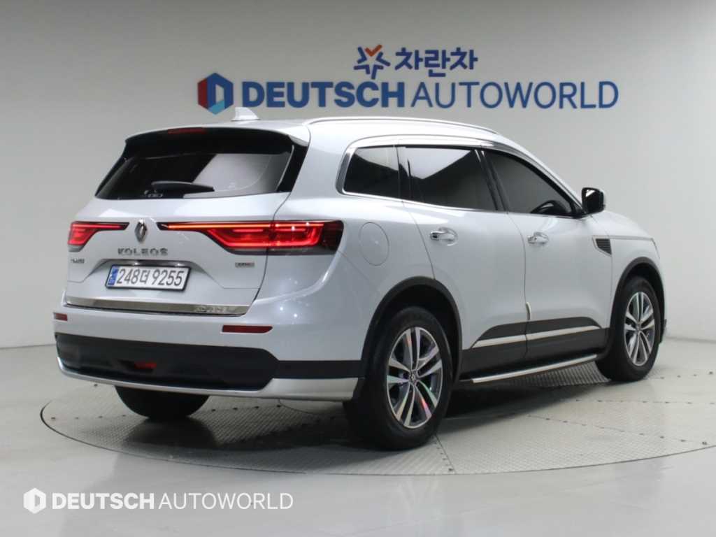 르노코리아 QM6 가솔린 2WD LE 사진 2/20