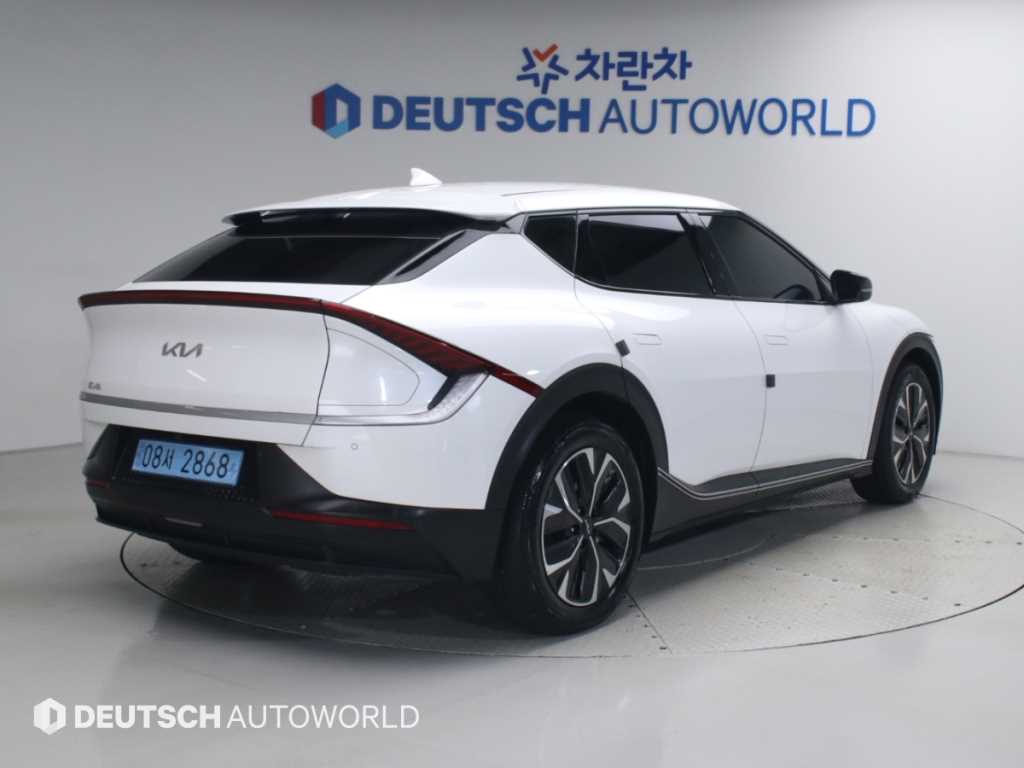 기아 EV6 롱레인지 2WD 라이트 사진 2/20