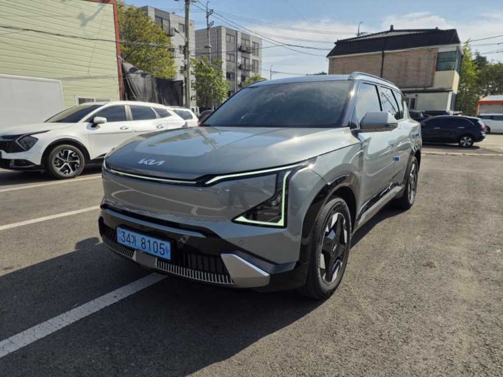 기아 EV5 롱레인지 2WD 어스 사진
