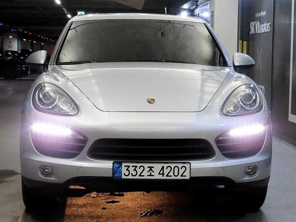 포르쉐 카이엔 4.8 S 사진 2/20