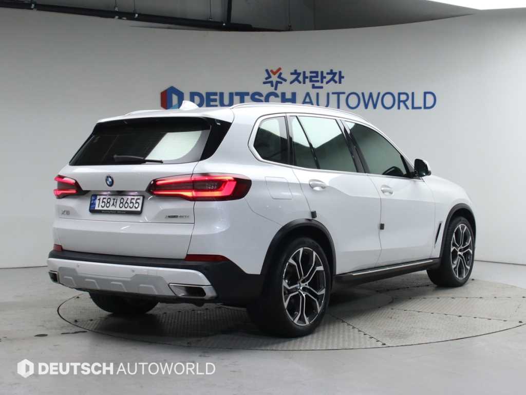 BMW X5 xDrive 40i xLine 사진 2/20