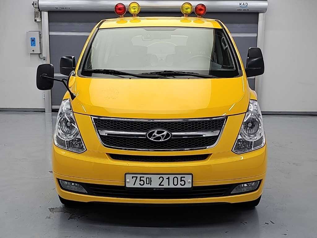 현대 스타렉스 12인승 왜건 2WD 어린이보호차 CVX 럭셔리 사진 2/19