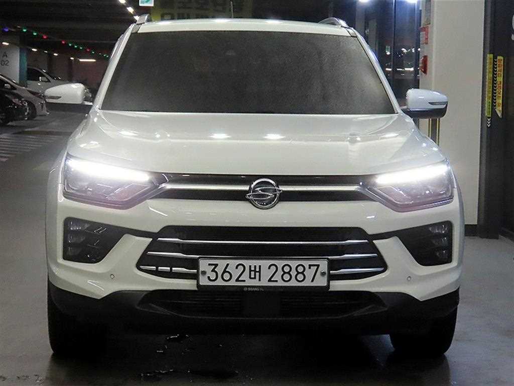 KGM 코란도 2WD 가솔린 1.5 C5 플러스 사진 2/20
