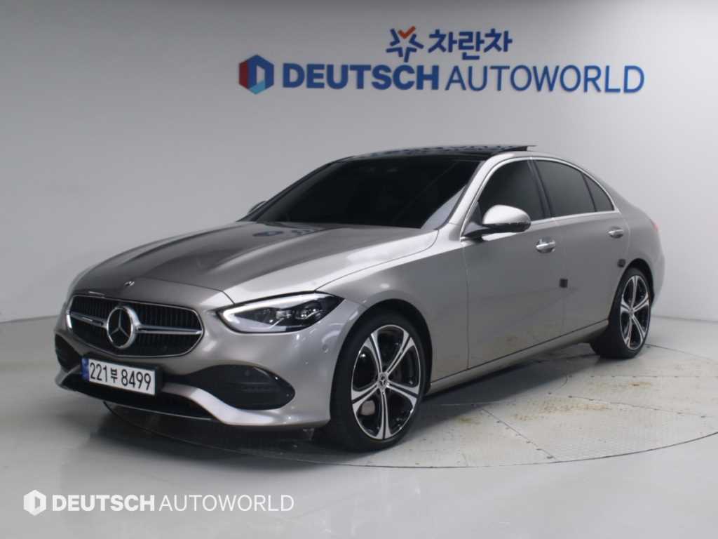 벤츠 C 클래스 C300 4MATIC 아방가르드 사진