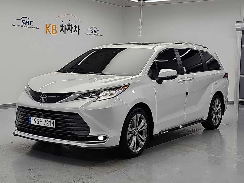 토요타 시에나 2.5 2WD 하이브리드 사진