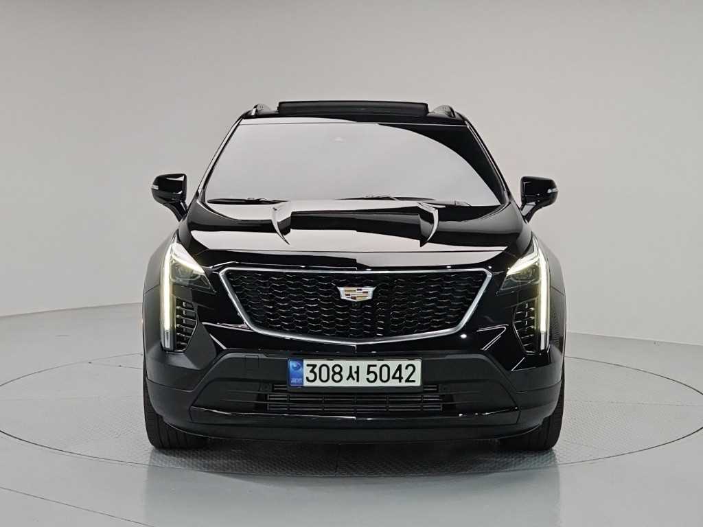 캐딜락 XT4 2.0 스포츠 AWD 사진 2/18