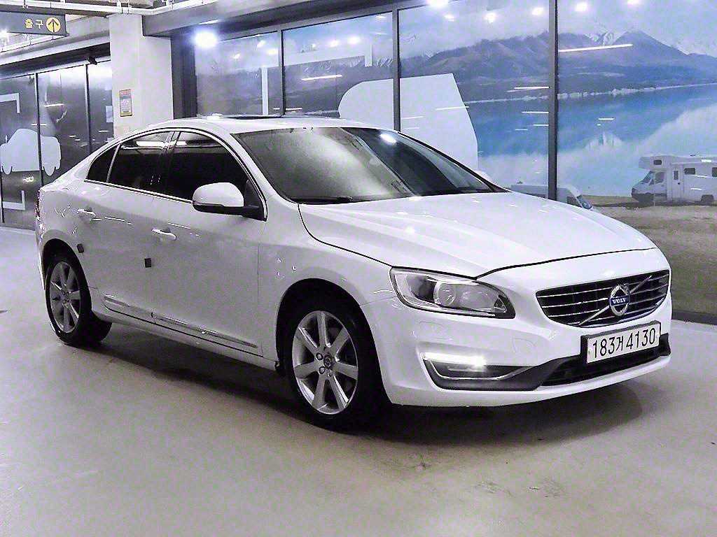 볼보 S60 D3 사진