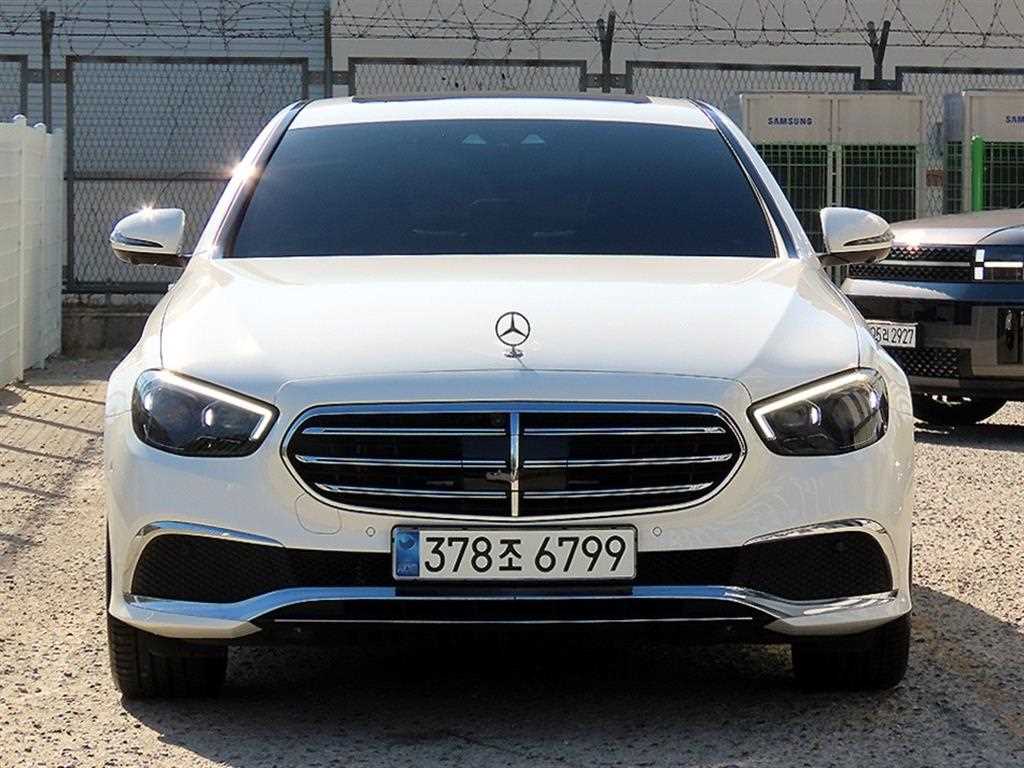 벤츠 E 클래스 E250 익스클루시브 사진 2/20