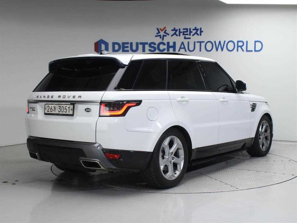 랜드로버 레인지로버 스포츠 3.0 SDV6 HSE 사진 2/20