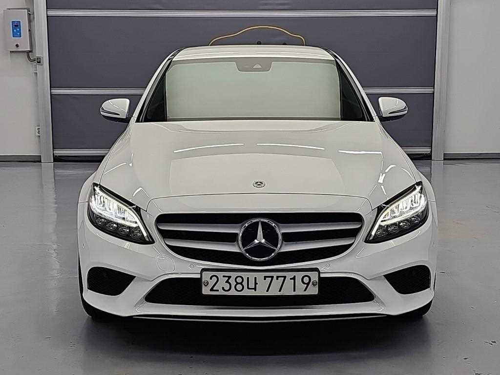벤츠 C 클래스 C200 사진 2/19