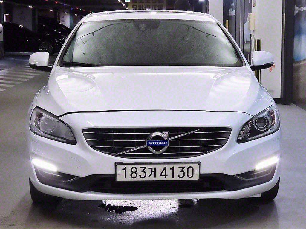 볼보 S60 D3 사진 2/19