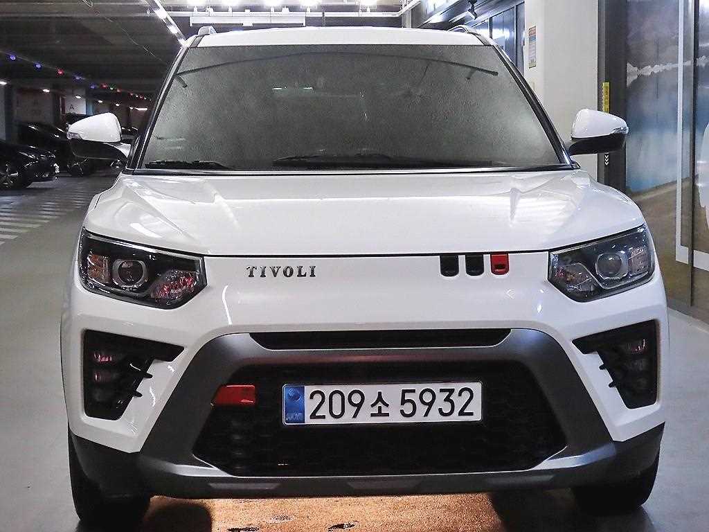 KGM 티볼리 2WD 가솔린 1.6 V3 사진 2/19