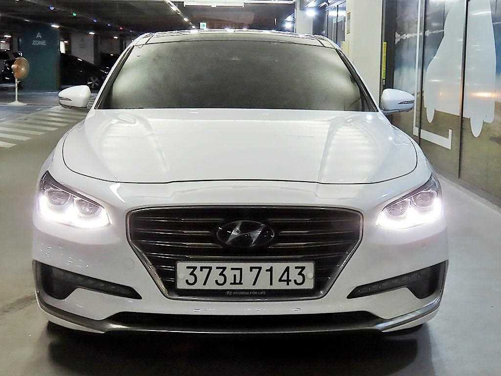 현대 그랜저 2.4 GDI 프리미엄 스페셜 사진 2/20