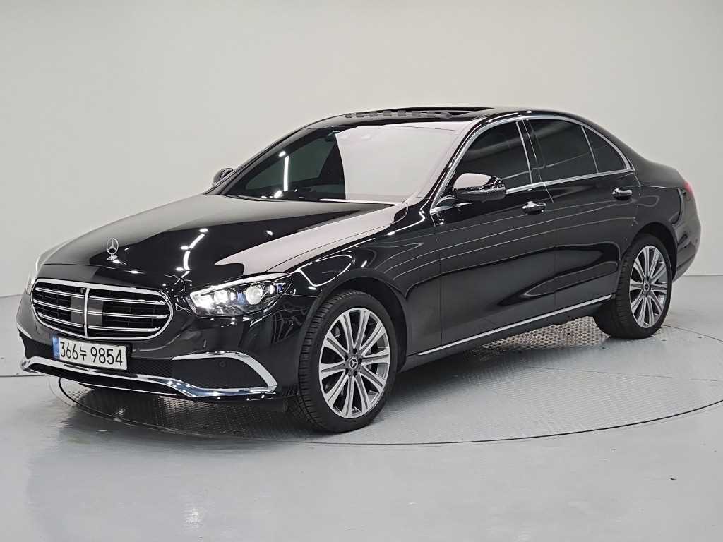 벤츠 E 클래스 E350 4MATIC 익스클루시브 사진