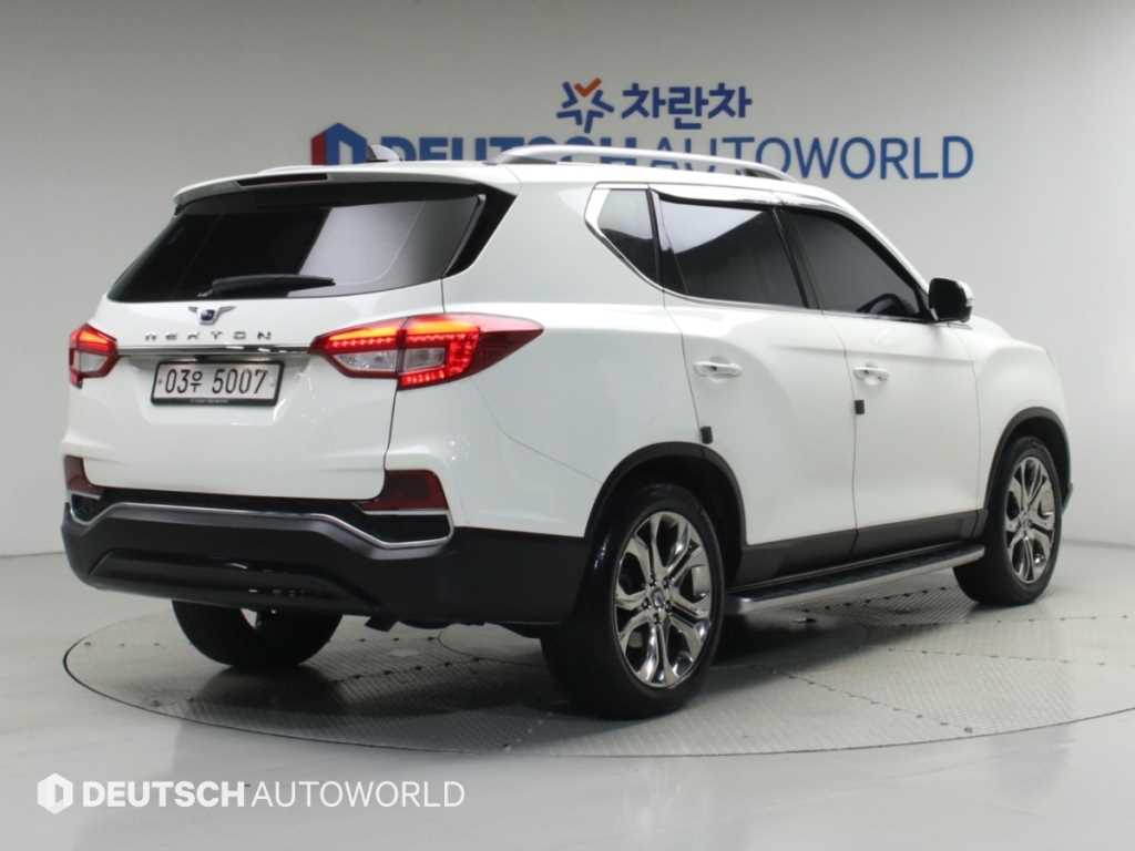 KGM 렉스턴 디젤 2.2 4WD 헤리티지 사진 2/20