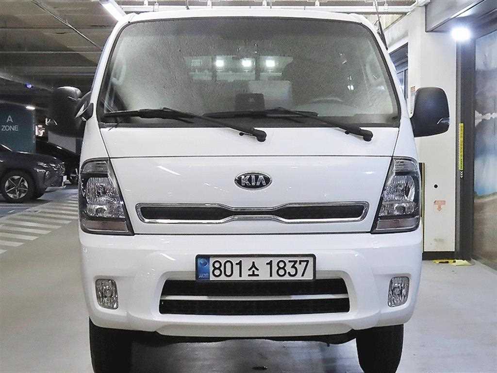 기아 더뉴봉고3 카고 4WD/1.0톤/킹캡/장축 GLS 사진 2/19
