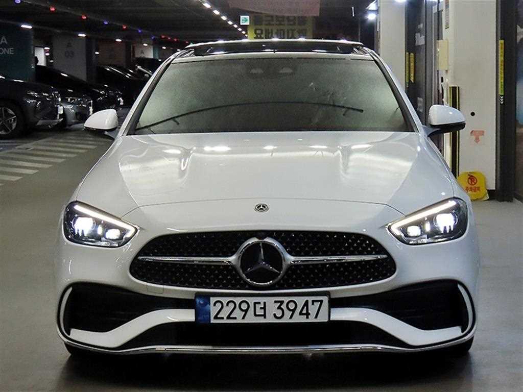 벤츠 C 클래스 C300 4MATIC AMG 라인 사진 2/20