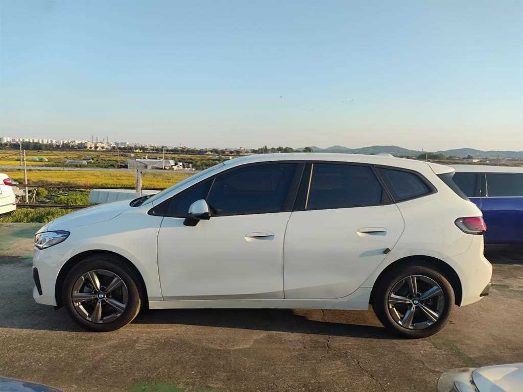 BMW 2시리즈 220i 어드밴티지 사진 2/20