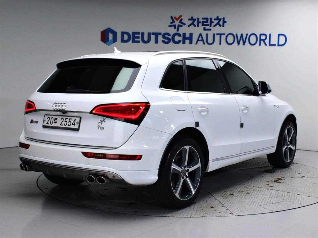 아우디 Q5 45 TDI 콰트로 사진 2/20