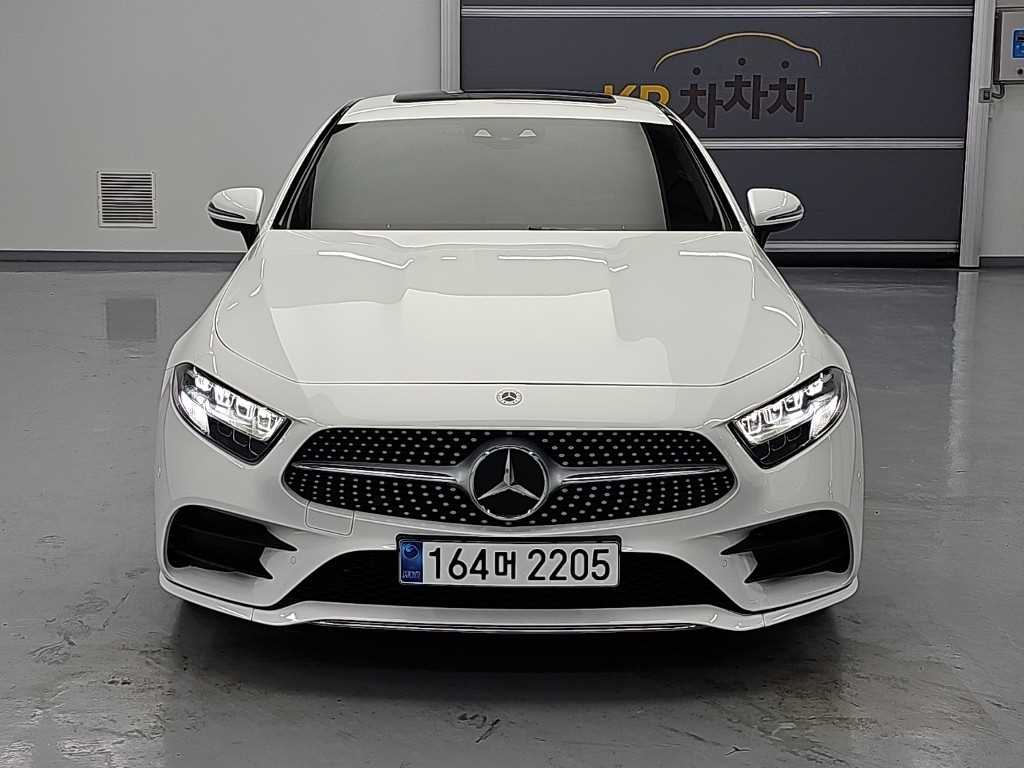 벤츠 CLS 클래스 CLS 300d AMG Line 사진 2/19