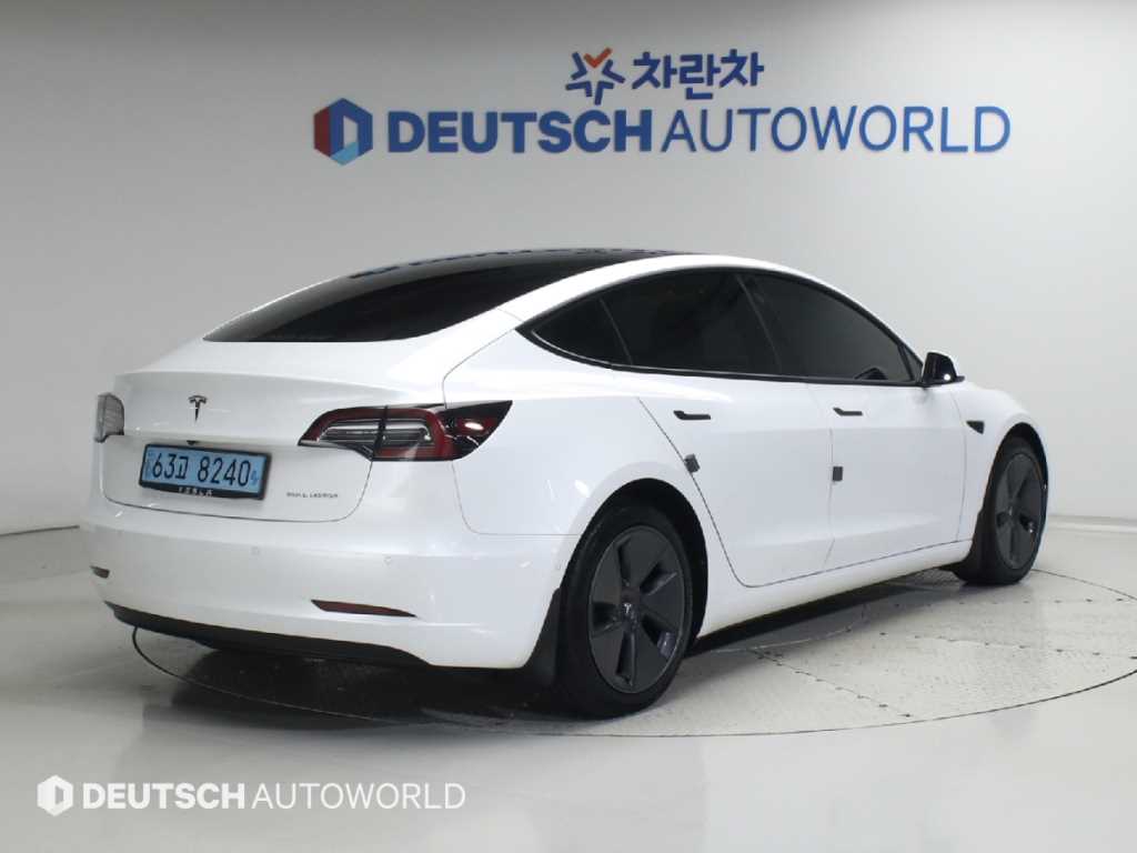 테슬라 모델 3 롱 레인지 사진 2/20