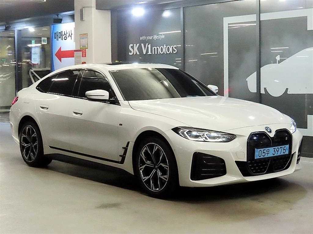 BMW i4 eDrive 40 M 스포츠 프로 사진