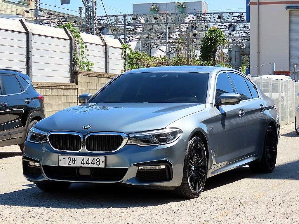 BMW 5시리즈 540i xDrive 럭셔리 플러스 사진 2/20