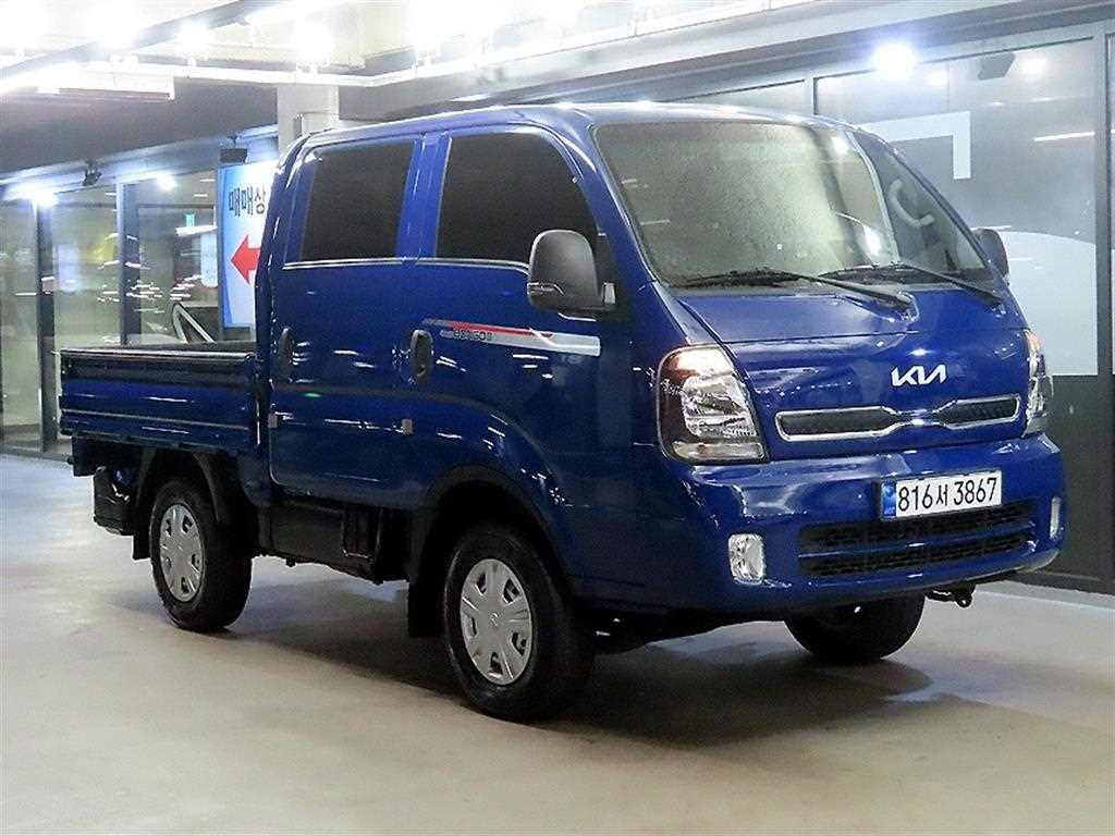 기아 더뉴봉고3 카고 4WD/1.0톤/더블캡/장축 GL라이트 사진