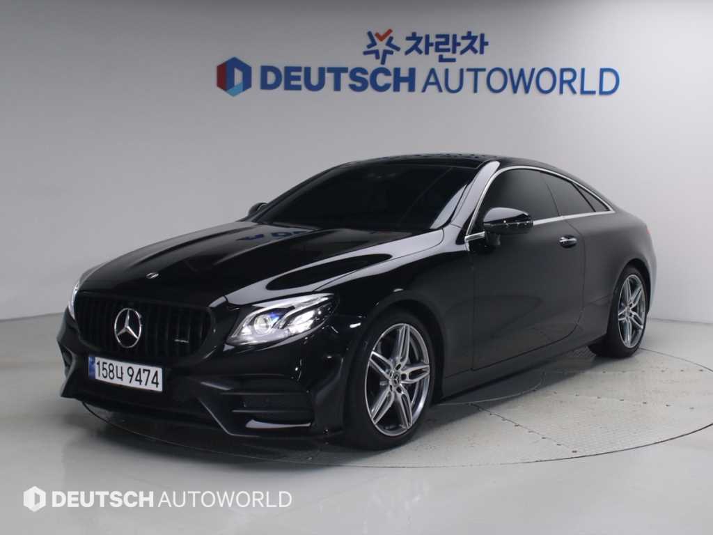 벤츠 E 클래스 E220d 쿠페 사진