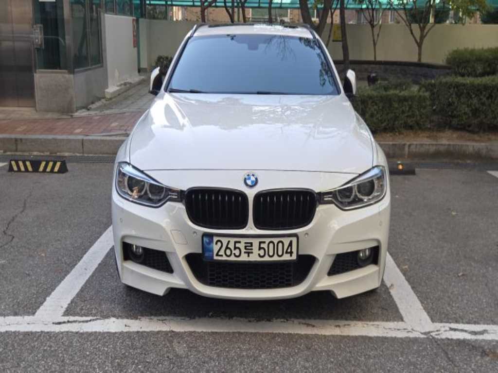 BMW 3시리즈 320d xDRIVE 투어링 사진 2/8