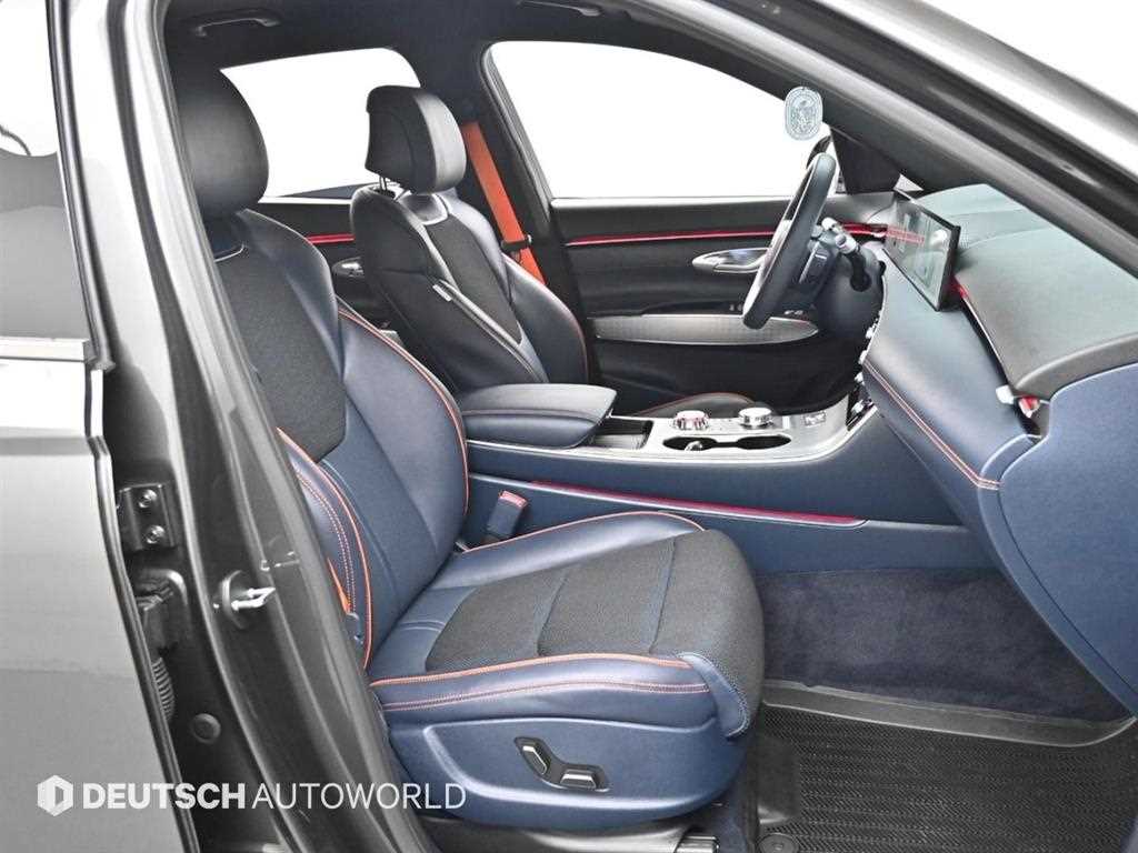 제네시스 GV70 2.5T 가솔린 2WD 스포츠 사진