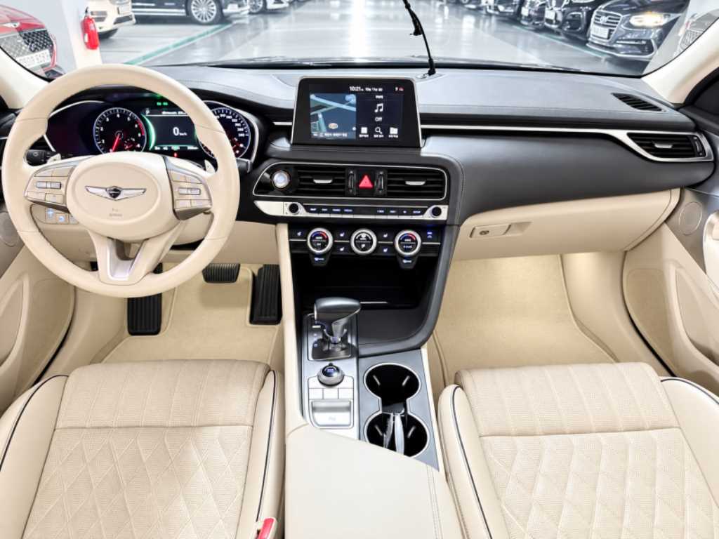 제네시스 G70 2.0T 슈프림 사진