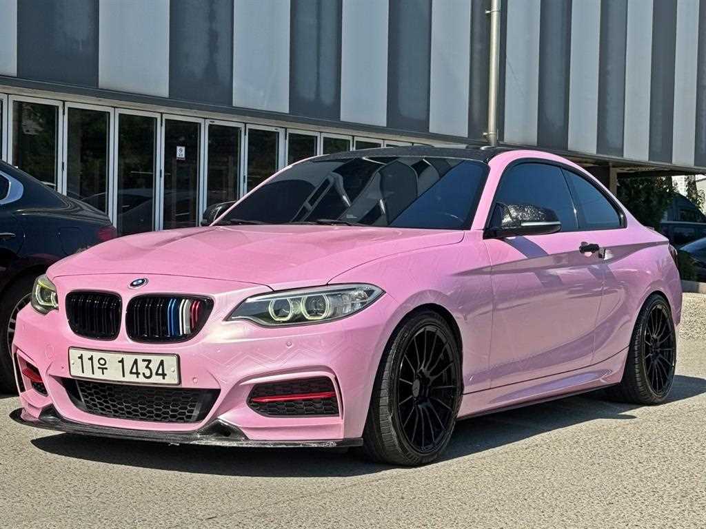 BMW 2시리즈 220d 쿠페 M 스포츠 사진 2/20