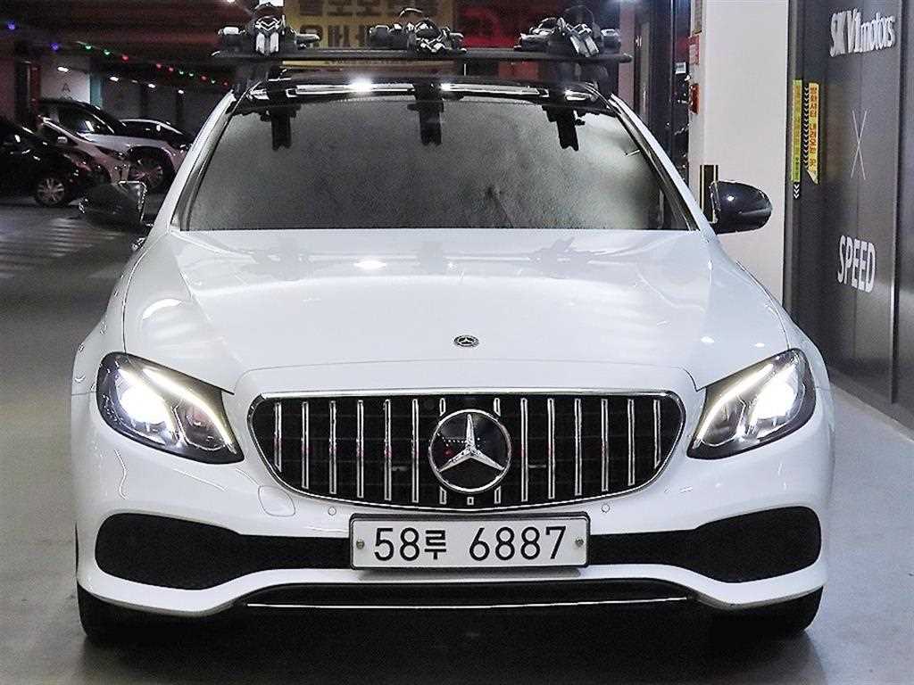 벤츠 E 클래스 E300 아방가르드 사진 2/20
