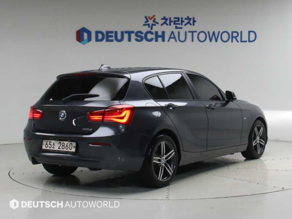 BMW 1시리즈 118d 스포츠 사진 2/20
