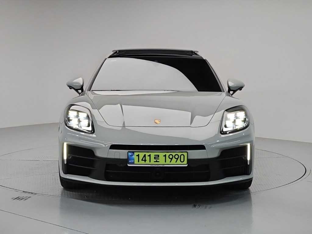 포르쉐 파나메라 2.9 V6 4 E-HEV 사진 2/20