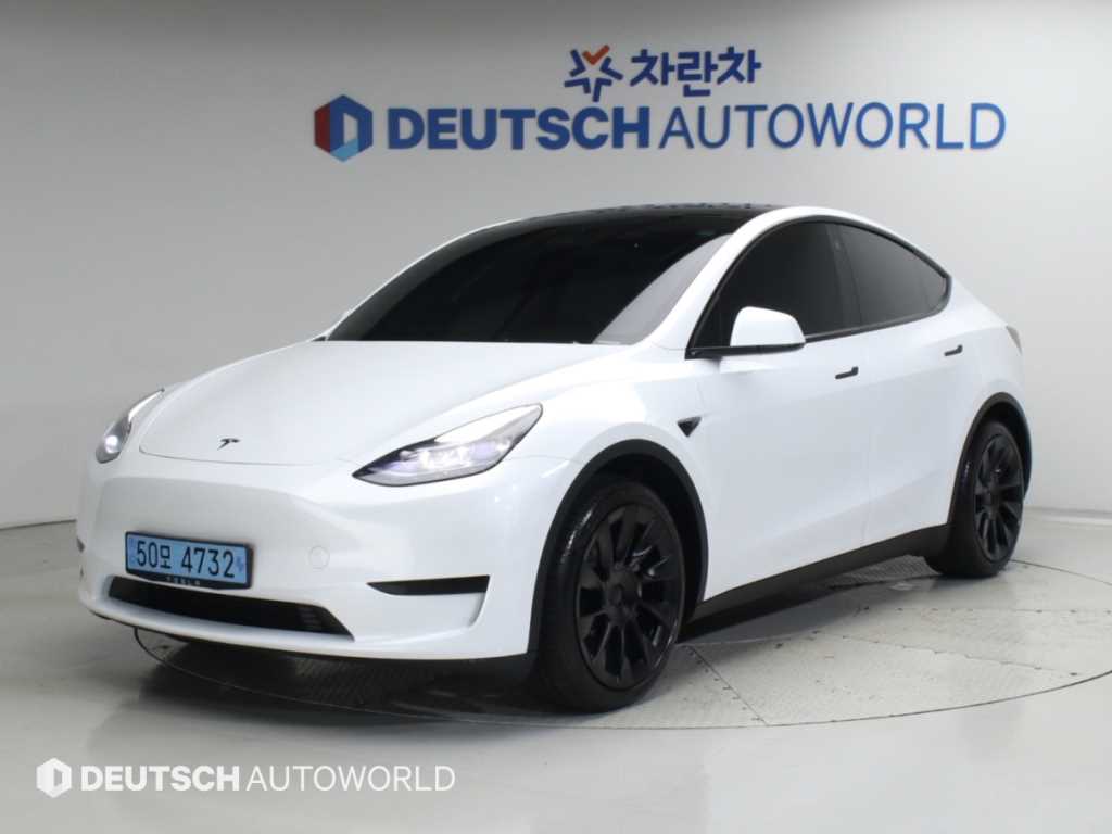 테슬라 모델 Y RWD 사진