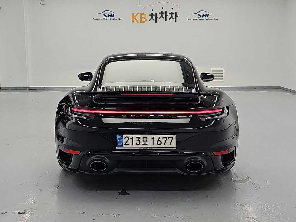 포르쉐 911 터보 S 사진 2/19
