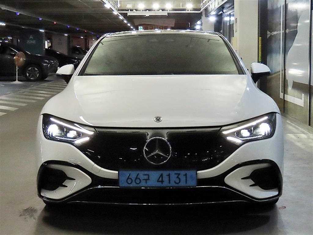 벤츠 EQE 350 4Matic 사진 2/20