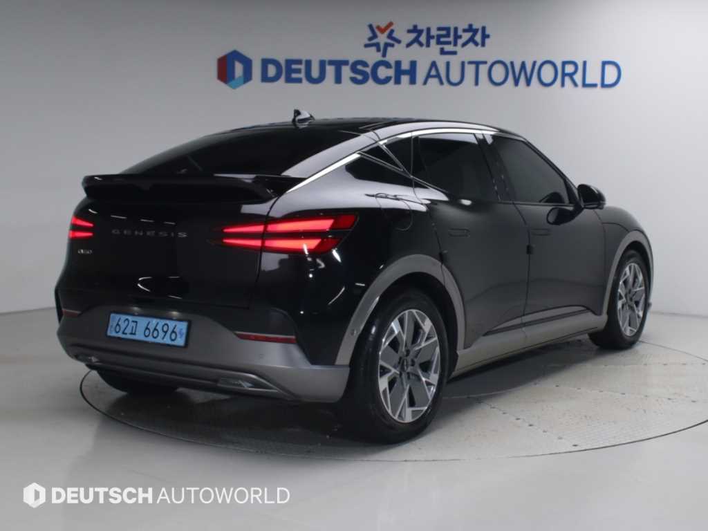 제네시스 GV60 스탠다드 2WD 사진 2/20