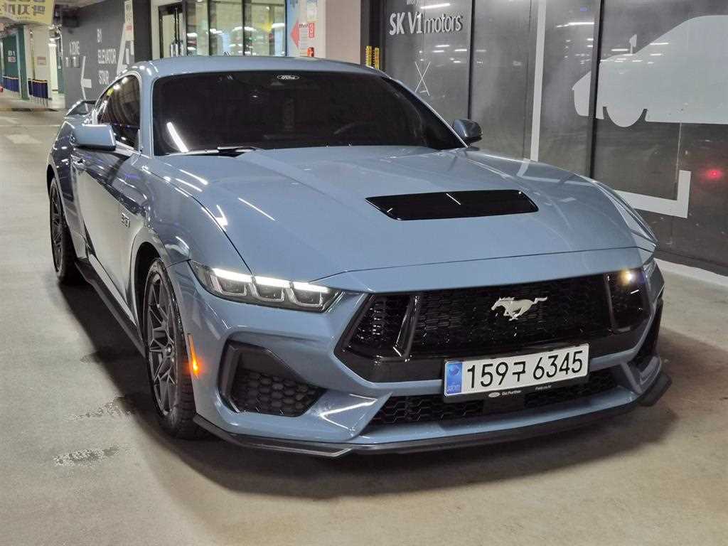 포드 머스탱 5.0 GT 프리미엄 쿠페 사진