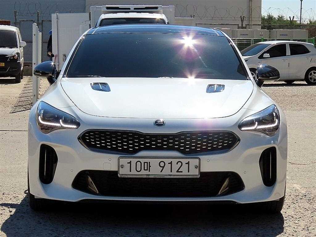 기아 스팅어 가솔린 2.0 터보 2WD 드림에디션 사진