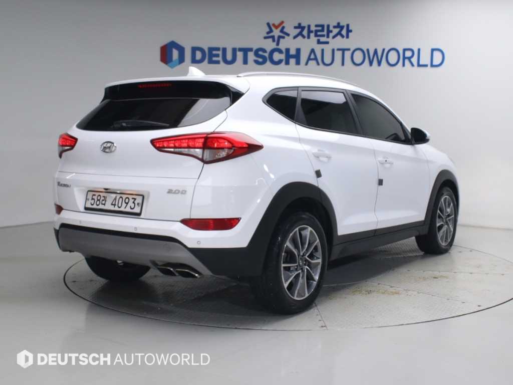 현대 투싼 디젤 2.0 2WD 프리미엄 사진 2/20
