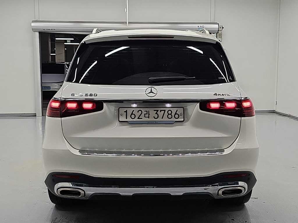 벤츠 GLS 클래스 GLS 580 4MATIC 사진 2/18