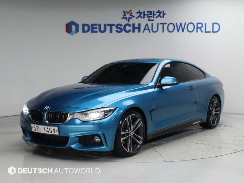BMW 4시리즈 420i 쿠페 M 스포츠 사진