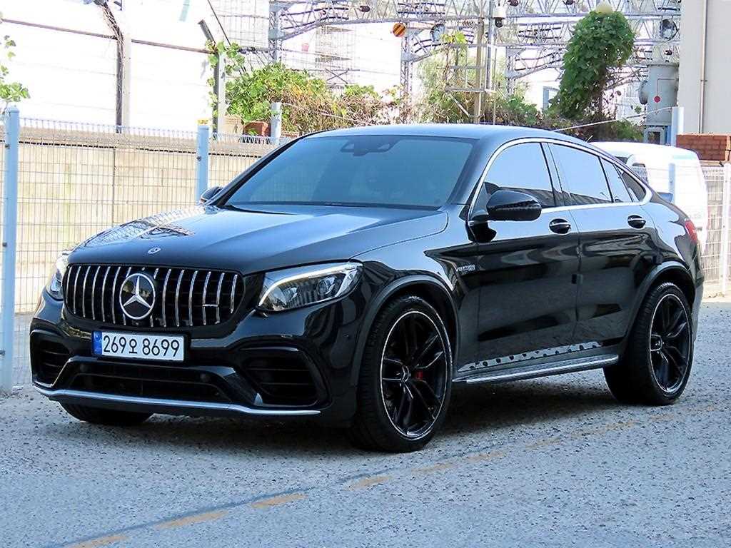 벤츠 GLC 클래스 AMG GLC 63 S 4MATIC+ 쿠페 사진