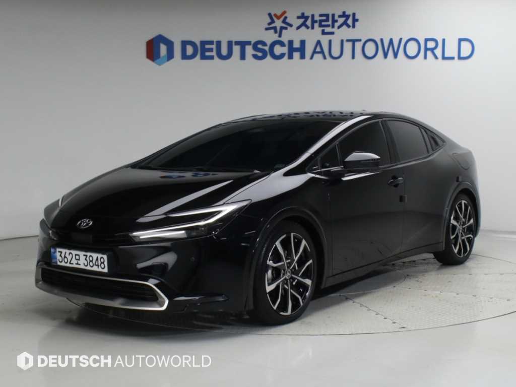토요타 프리우스 2.0 PHEV XSE 사진