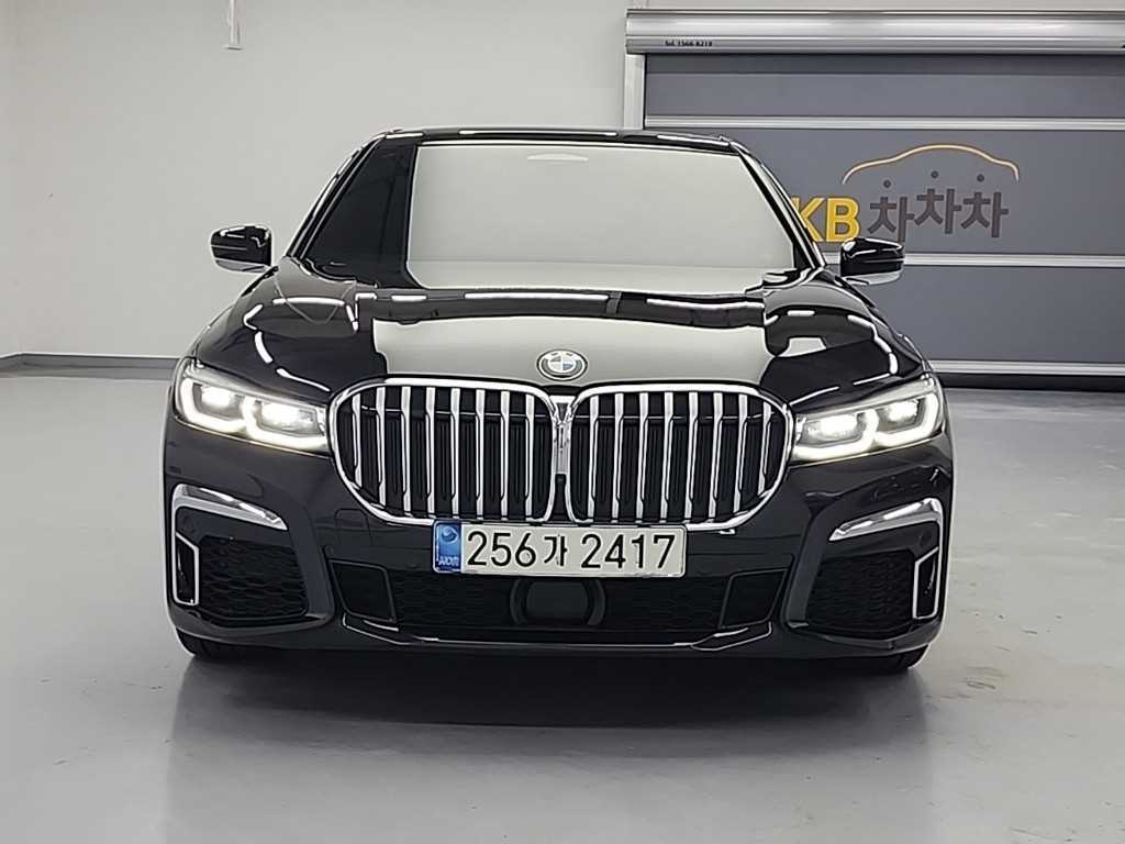 BMW 7시리즈 740I M 스포츠 패키지 사진 2/19